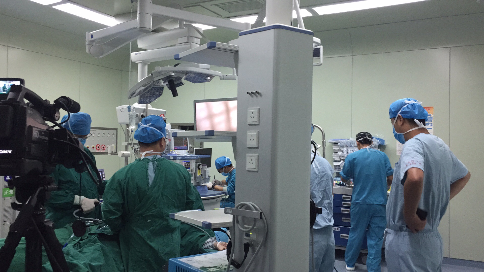 医疗+网红直播,医学会议直播手术室直播