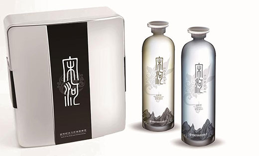 高端白酒包裝（容器包裝設(shè)計(jì)）