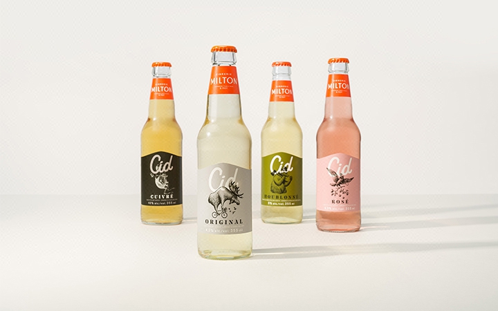 平面纸箱彩盒包装袋化妆产品茶叶礼盒标签瓶贴食品外包装设计定制