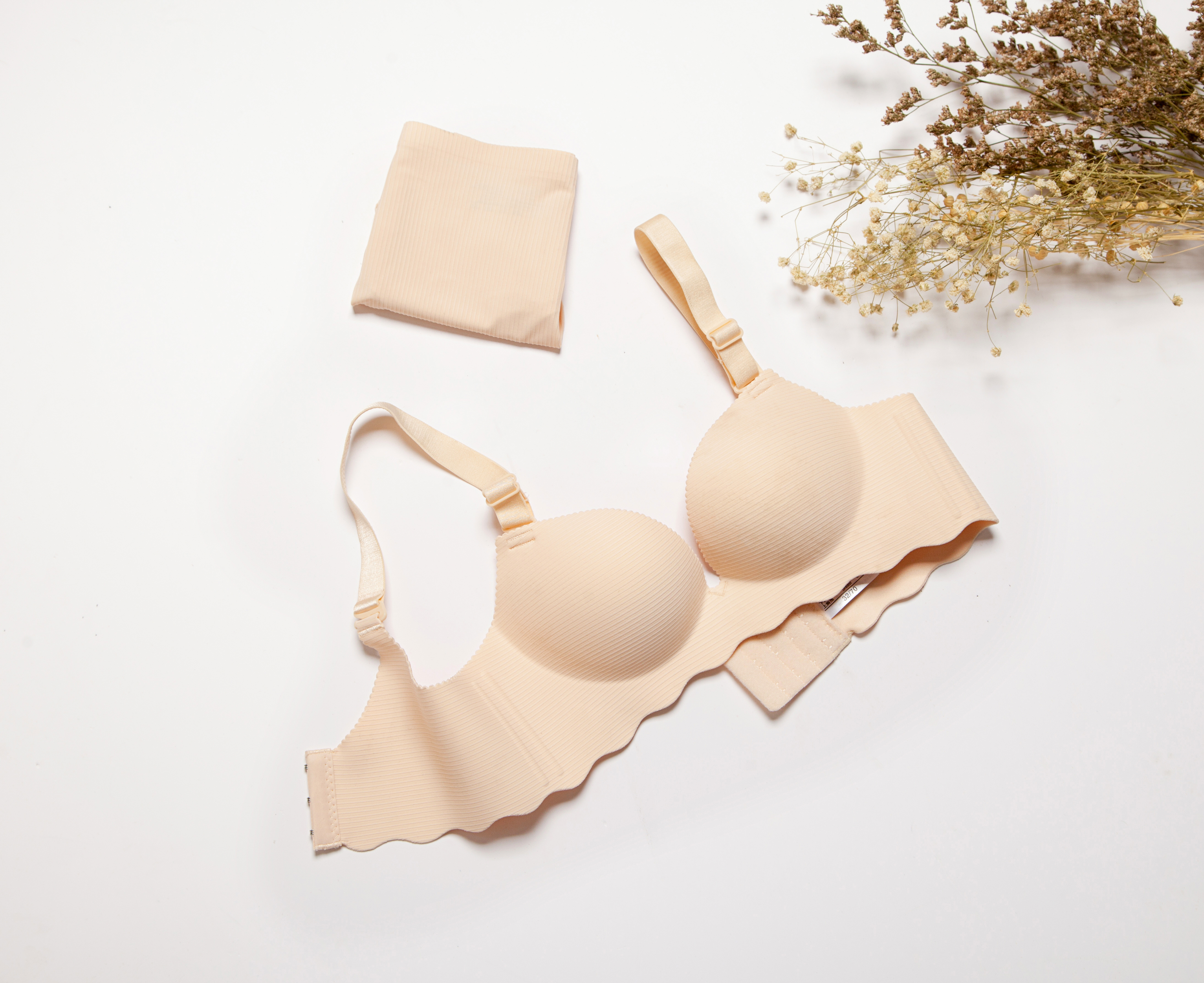 【墨客电商】内衣模特拍摄